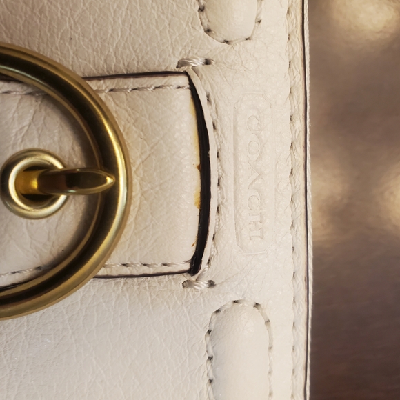 Coach Cream Color Wallet - Picture 2 of 9